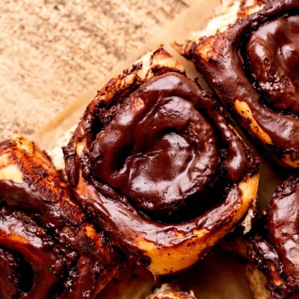 Rol con Crema de Avellanas